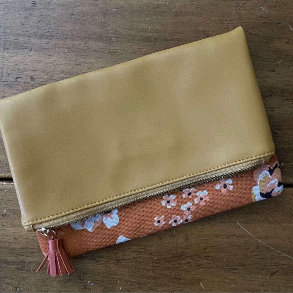 Rachel Pally Fold Over Clutch Purse
Hand Bag Reversible Fabric & Leather.